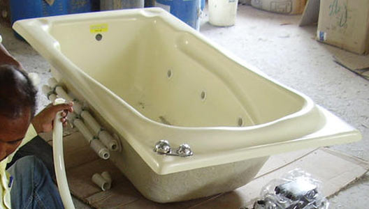 Fiberglass Jacuzzi Tubs