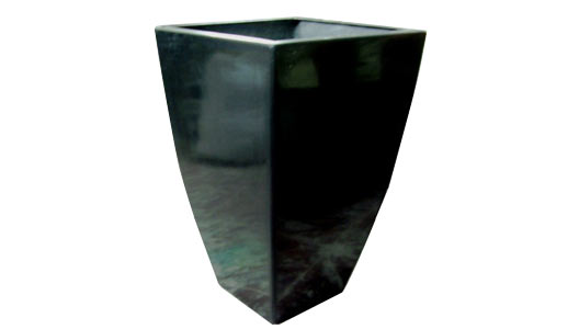 Fiberglass Vertical Black Planters