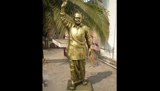 YSR Reddy Statue